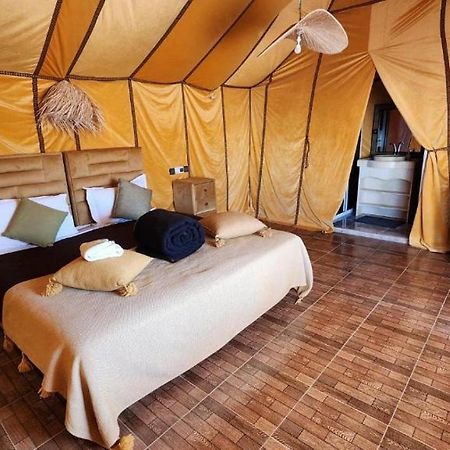 Sahara Elegance Camp Hotel Мерцуга Екстериор снимка