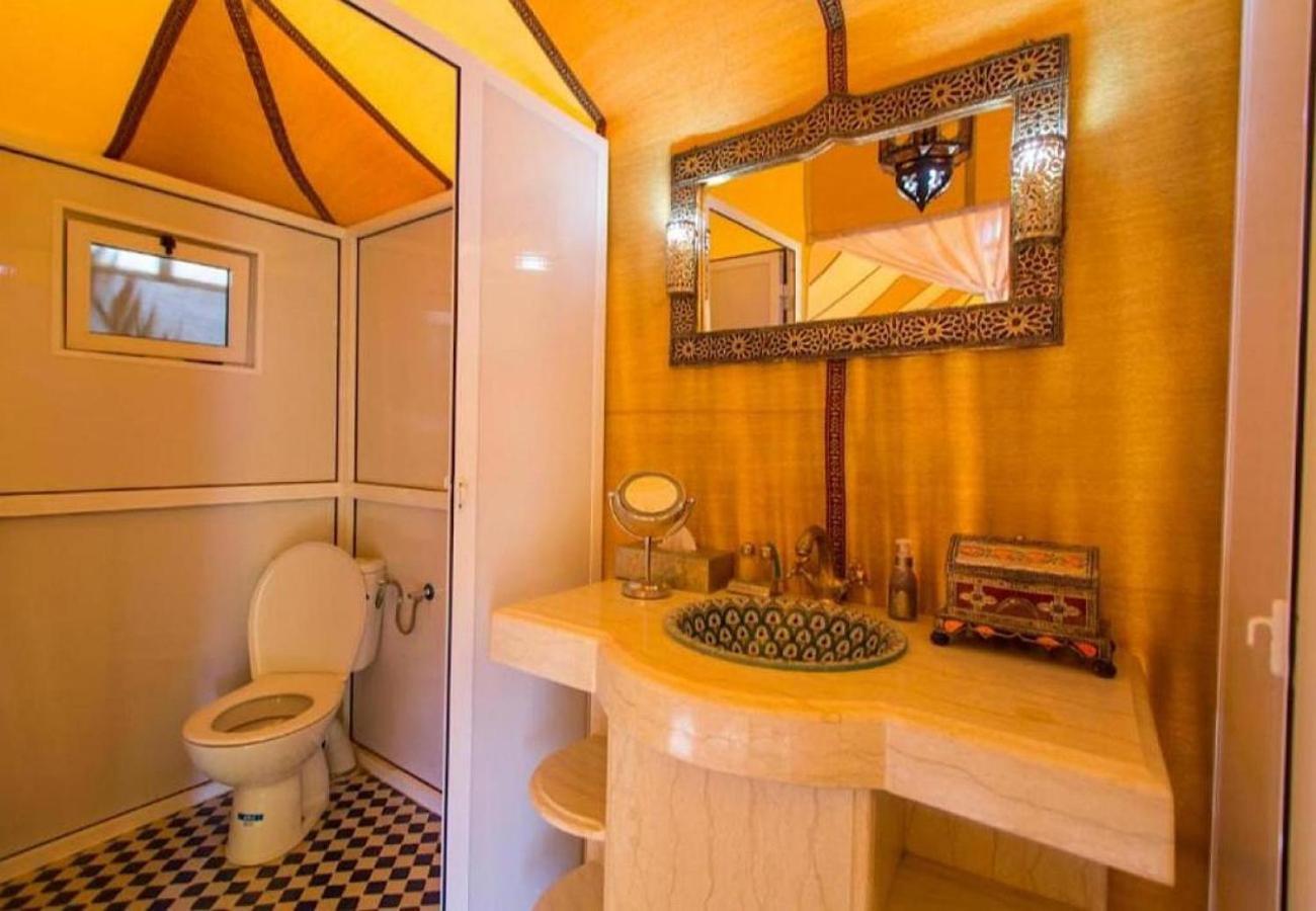 Sahara Elegance Camp Hotel Мерцуга Екстериор снимка